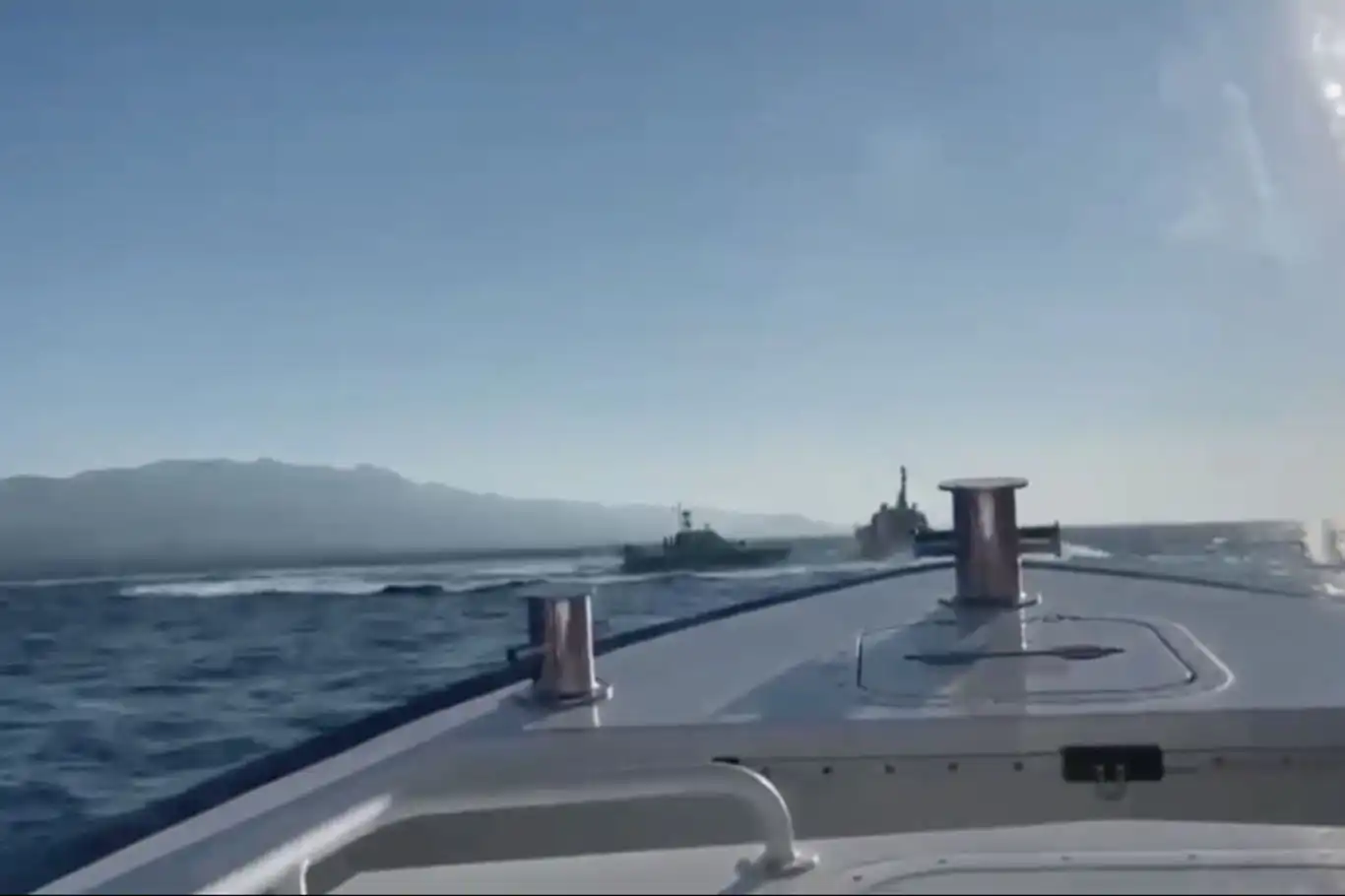 Balıkçı teknesini taciz eden Yunanistan unsurları bölgeden uzaklaştırıldı Balıkçı teknesini taciz eden Yunanistan unsurları bölgeden uzaklaştırıldı