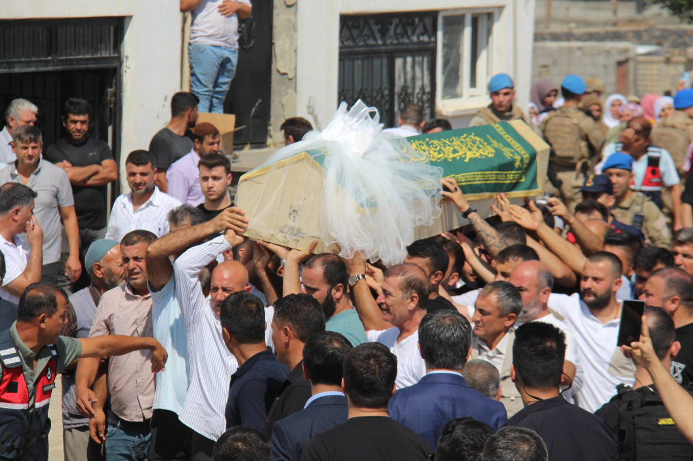 Narin Güran laid to rest as investigation into her death continues