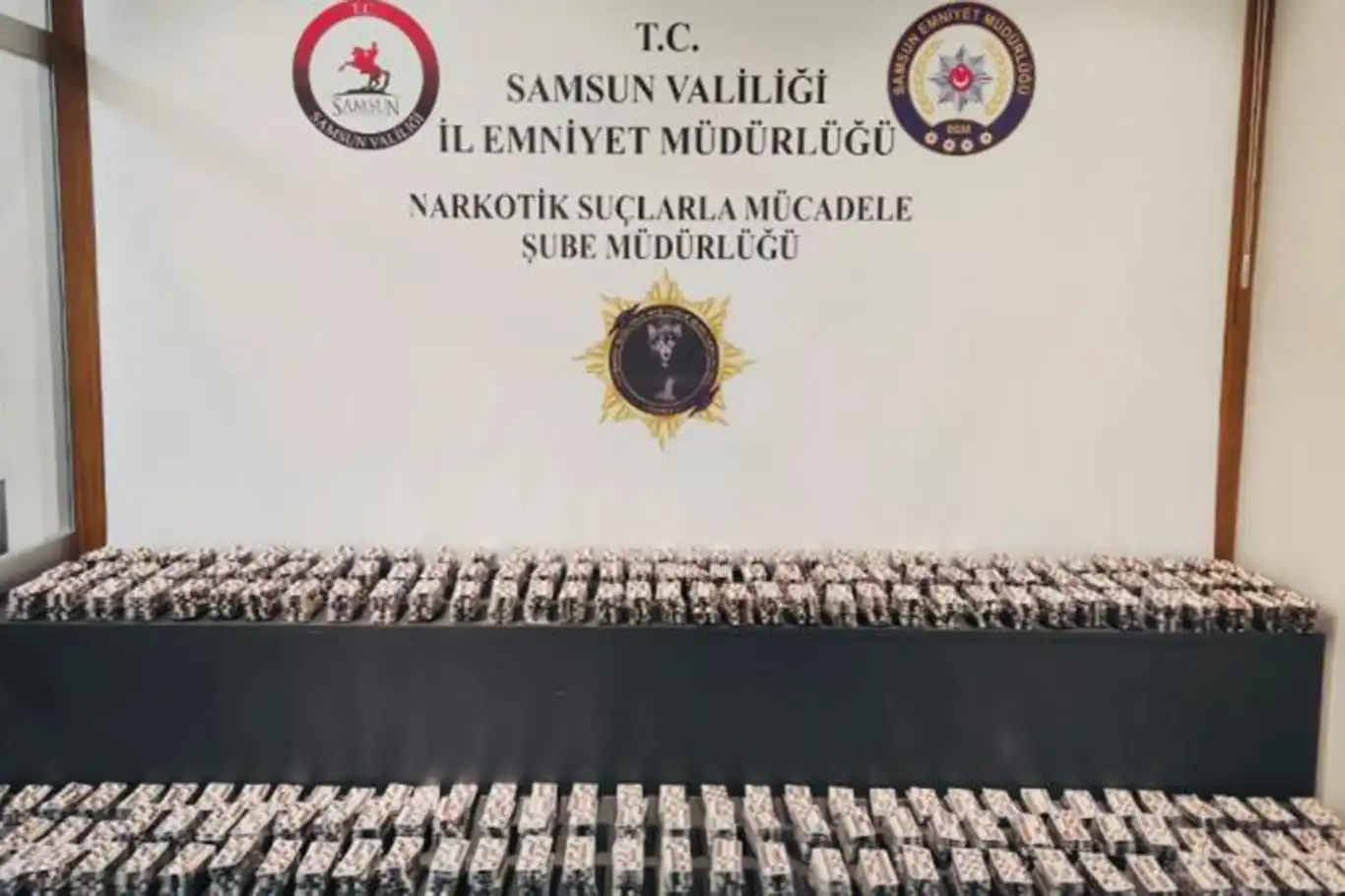 Samsun'da uyuşturucu operasyonu: 3 gözaltı Samsun'da uyuşturucu operasyonu: 3 gözaltı