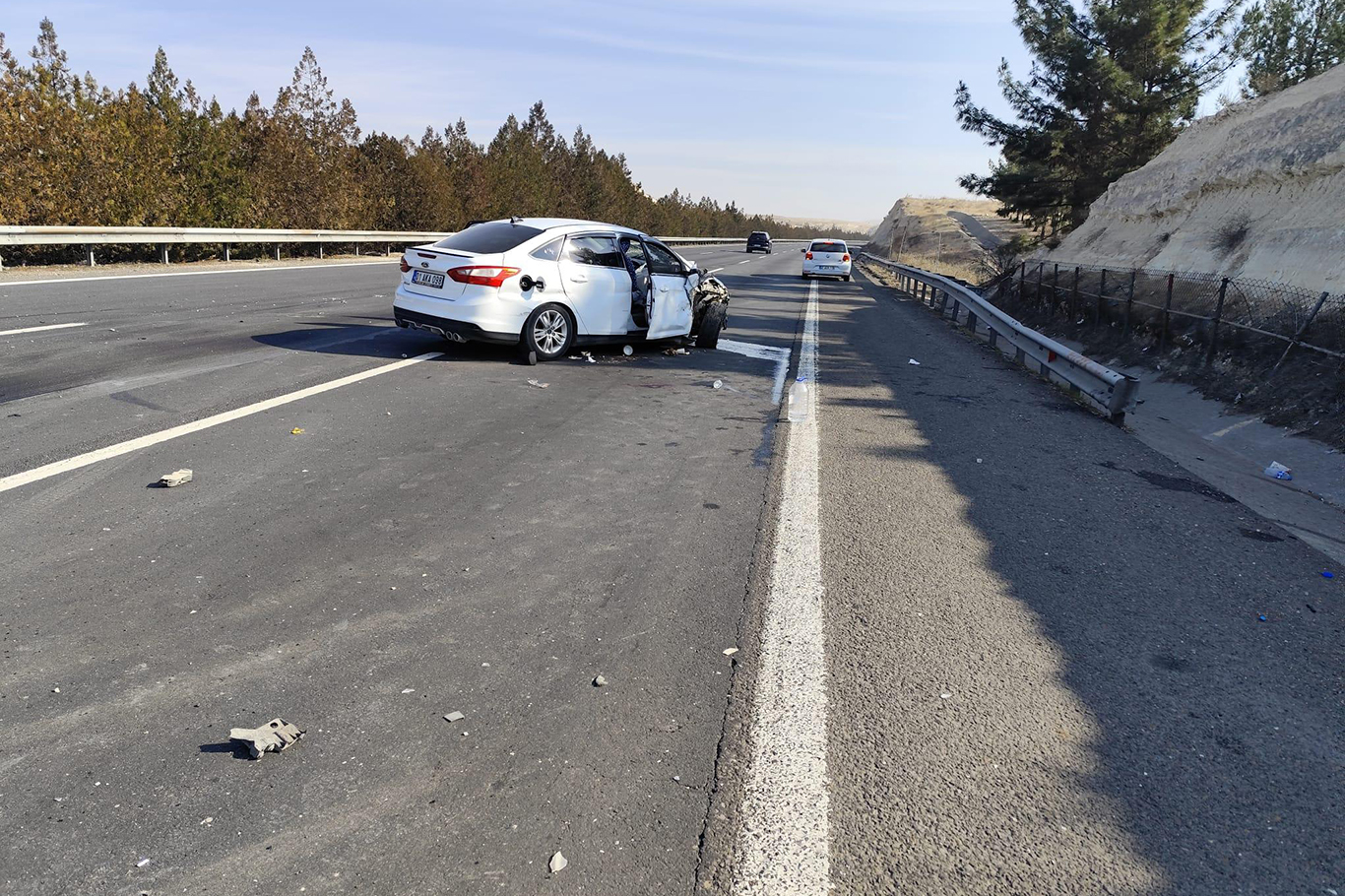 Şanlıurfa’da iki otomobil çarpıştı: 12 yaralı