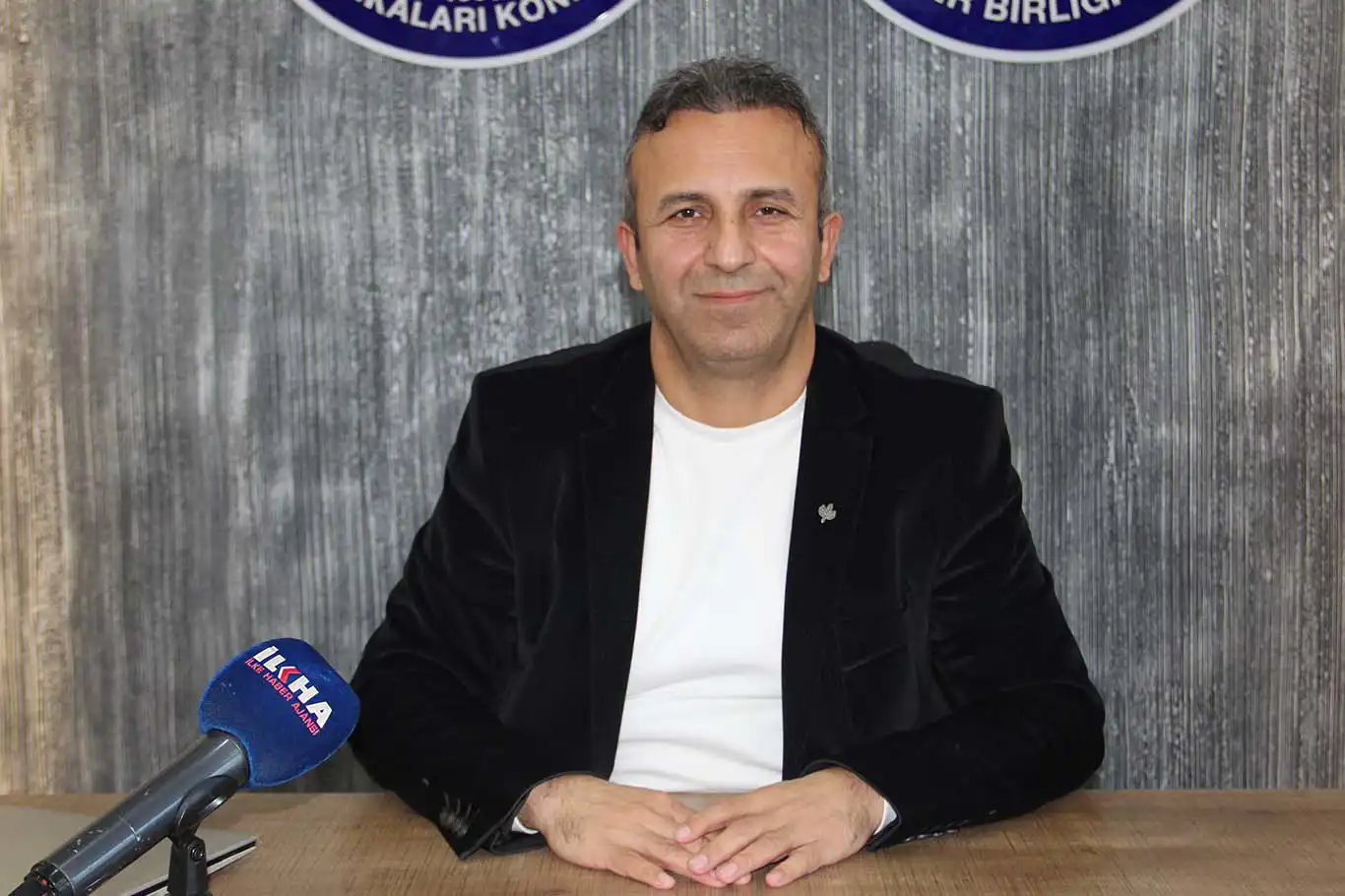 Eğitimci Güler'den velilere karne tavsiyesi: Pozitif yönleri öne çıkarın Eğitimci Güler'den velilere karne tavsiyesi: Pozitif yönleri öne çıkarın