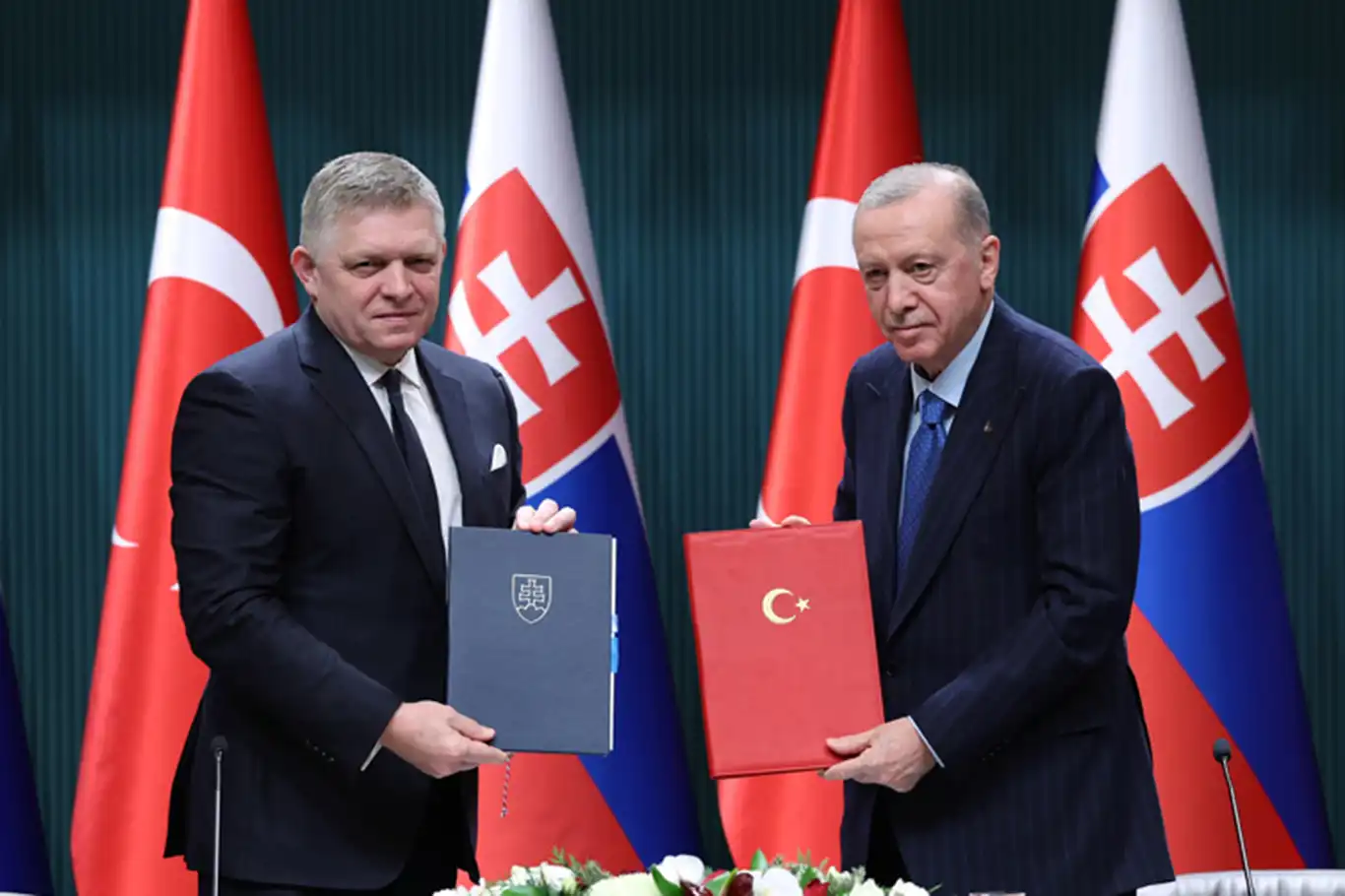 Türkiye, Slovakia boost ties with defense and cultural agreements Türkiye, Slovakia boost ties with defense and cultural agreements
