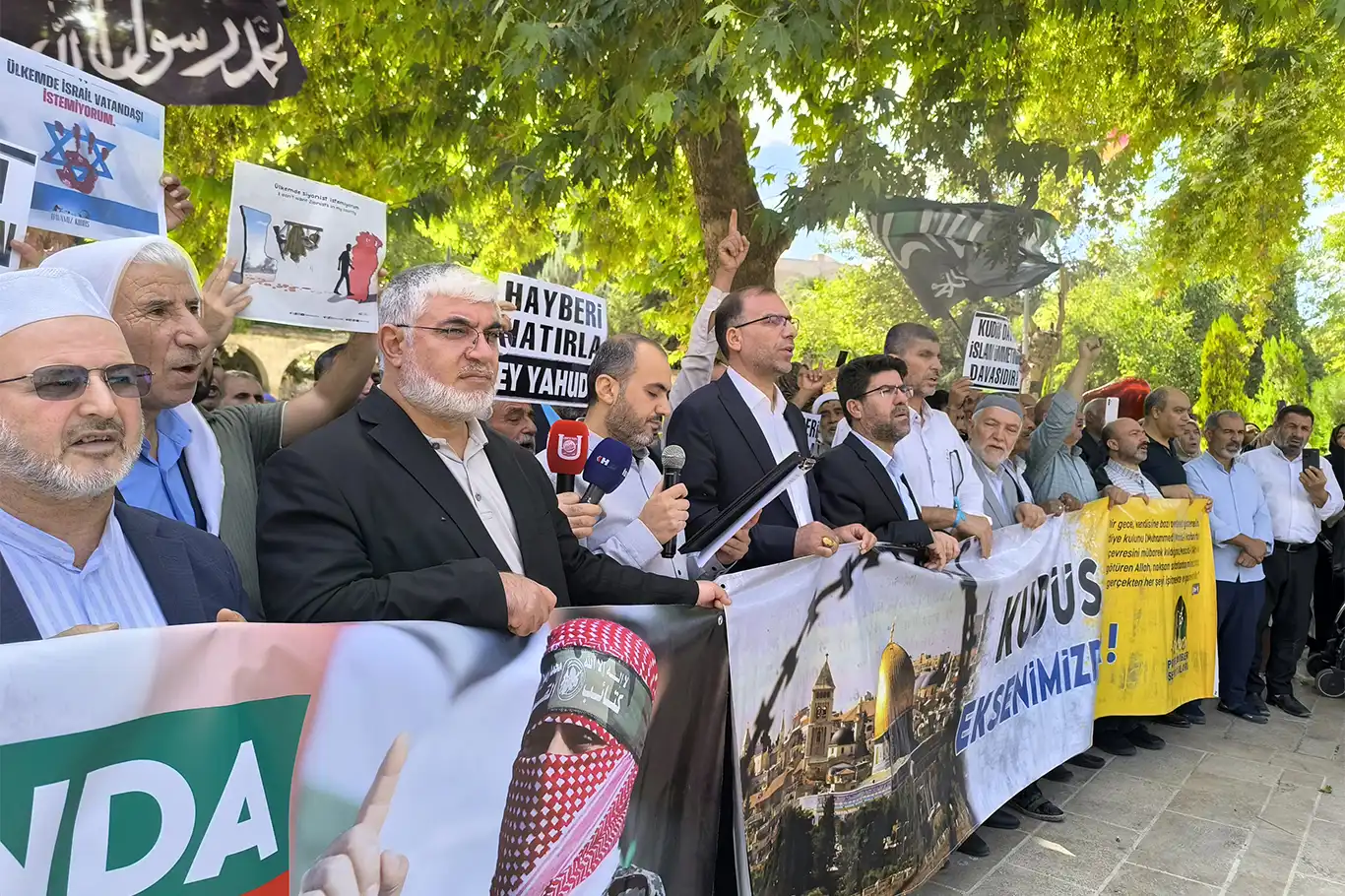 Balıklıgöl ’de Gazze için toplumsal dayanışma ve basın açıklaması