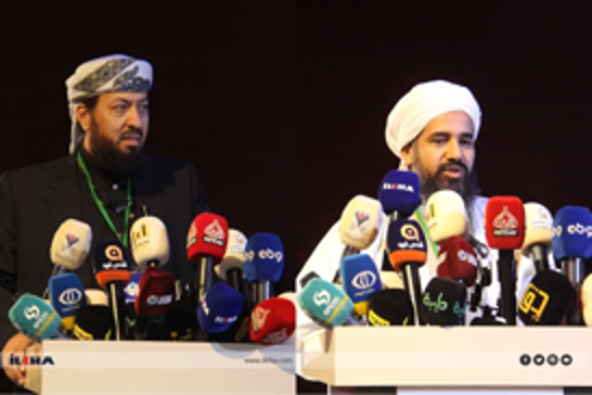 علماء يمنيون وموريتانيون يدعون إلى تعزيز العقيدة وتحكيم الإيمان لمواجهة موجة الإلحاد بين الشباب
