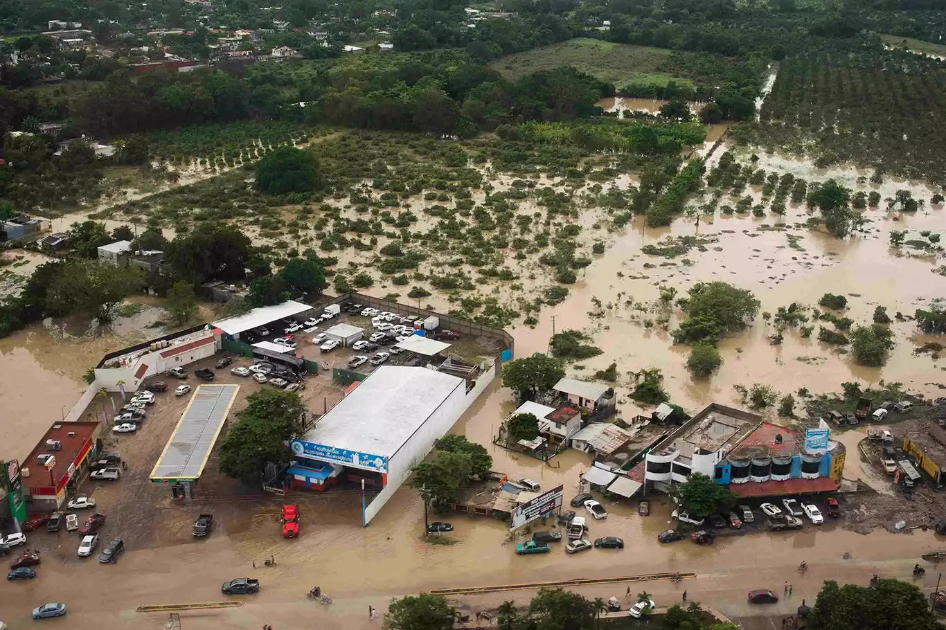 Meksika'daki sellerde 42 kişi hayatını kaybetti, 27 kişi kayboldu