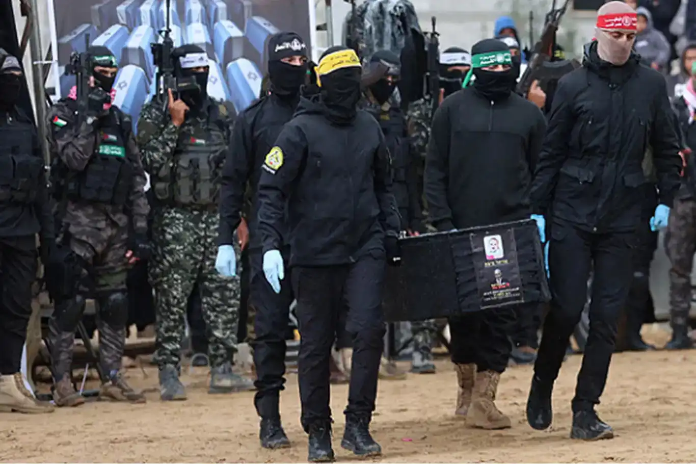 القسام: سنسلم جثامين أربعة أسرى إسرائيليين ضمن صفقة التبادل