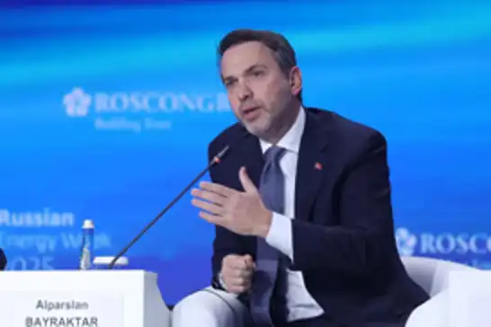الوزير بيرقدار: اقتربنا كثيرًا من تشغيل أول مفاعل في محطة أك كويو النووية عام 2026