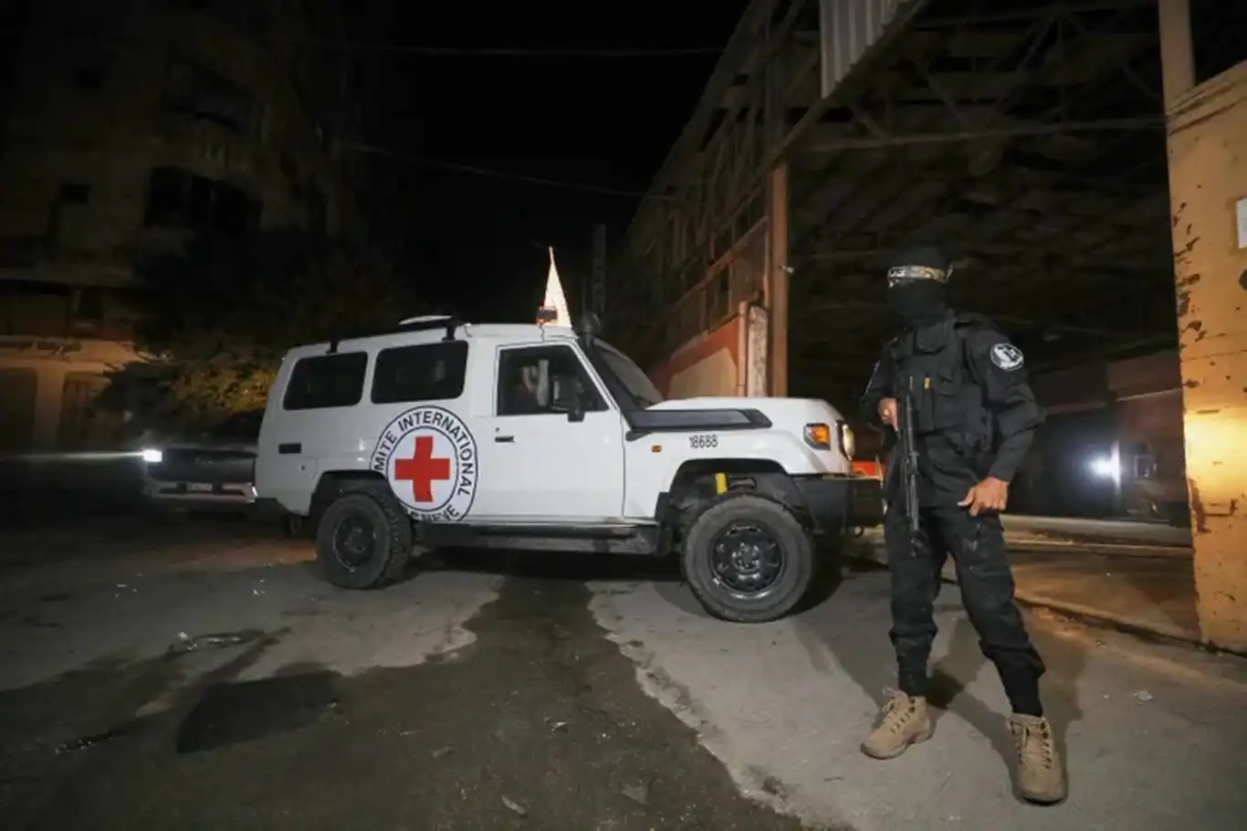 HAMAS: Tüm esirleri ve cenazeleri teslim ettik HAMAS: Tüm esirleri ve cenazeleri teslim ettik