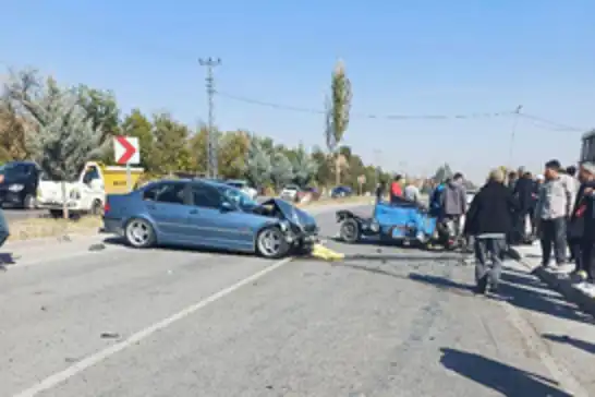 Malatya'da zincirleme kaza: 1'ağır 3 yaralı