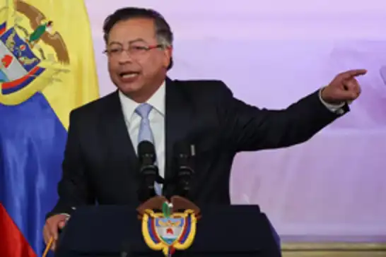 Petro: ABD, Venezuela ve Guyana'nın petrolünü istiyor, saldırılarının arkasında petrol hırsı yatıyor