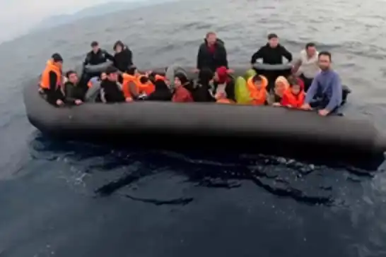 Turkish Coast Guard intercepts 25 irregular migrants off Aegean coast