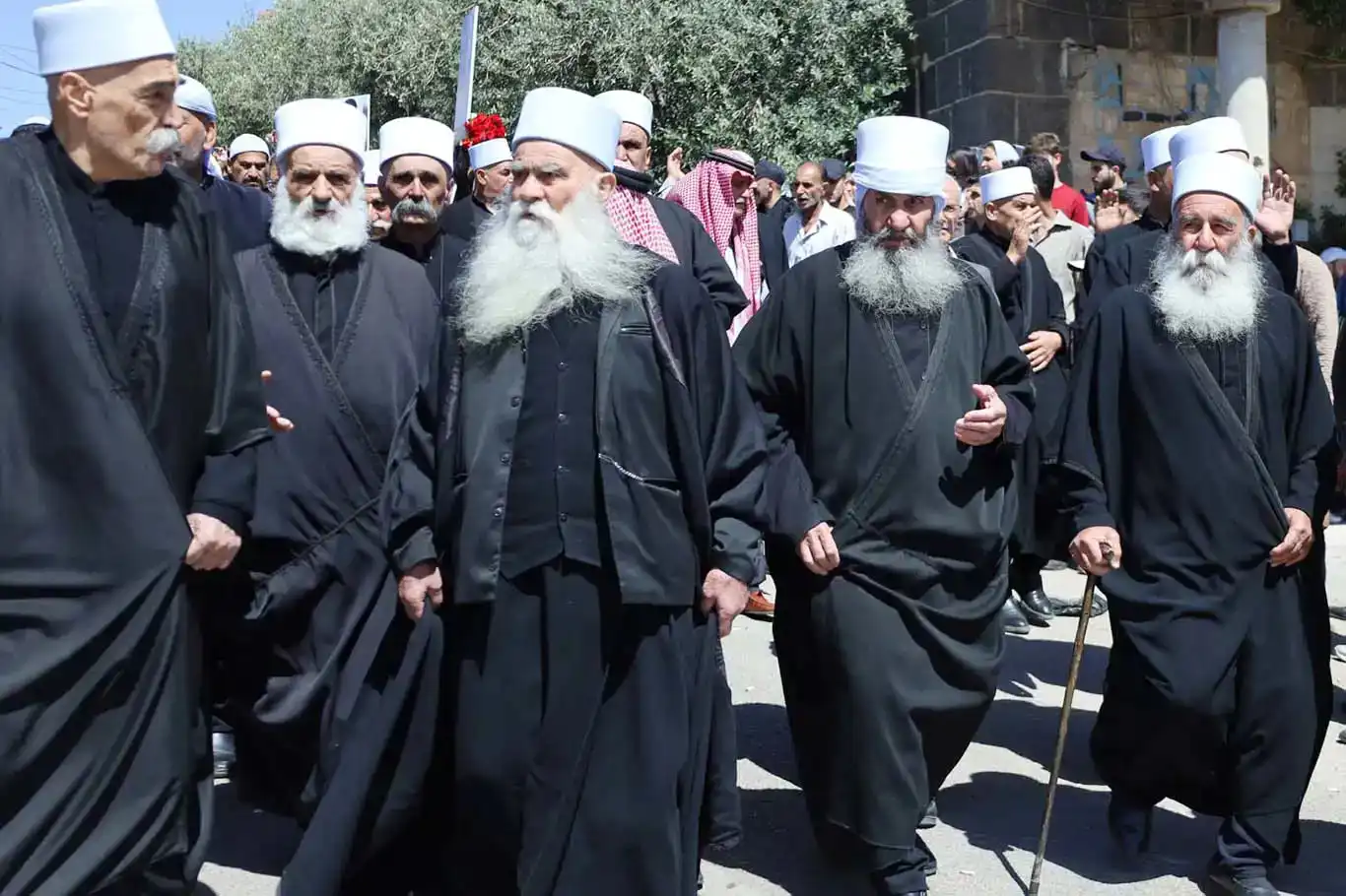 ضمن خطة لخدمة مصالحه الاستراتيجية..الاحتلال الصهيوني يمنح الإقامة الدائمة لدروز جنوب سوريا ضمن خطة لخدمة مصالحه الاستراتيجية..الاحتلال الصهيوني يمنح الإقامة الدائمة لدروز جنوب سوريا
