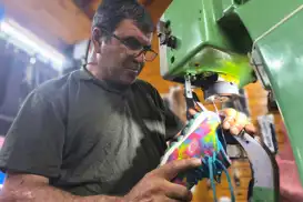 Madenden tezgâha: 40 yaşında köşkerliğe başladı, şimdi ustalara taş çıkartıyor