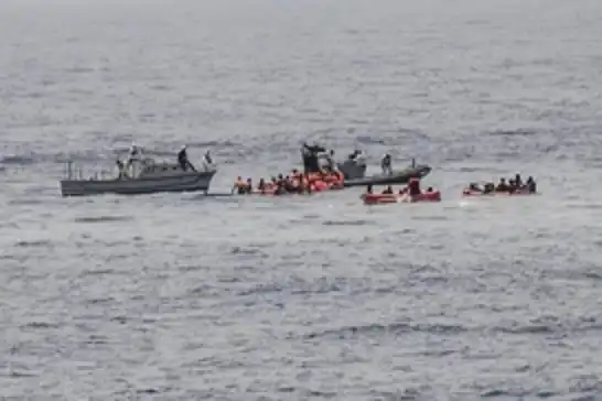 Li peravên Tunusê keleka koçberan bin av bû: 40 mirî