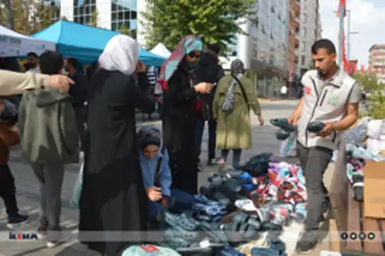 Prophet's Lovers opens charity bazaar in Siirt to support needy families