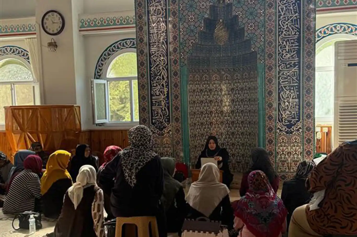 Mersin İl Müftülüğünden "Büyüklere Vefa" ve "Değerli Aile" seminerleri Mersin İl Müftülüğünden "Büyüklere Vefa" ve "Değerli Aile" seminerleri