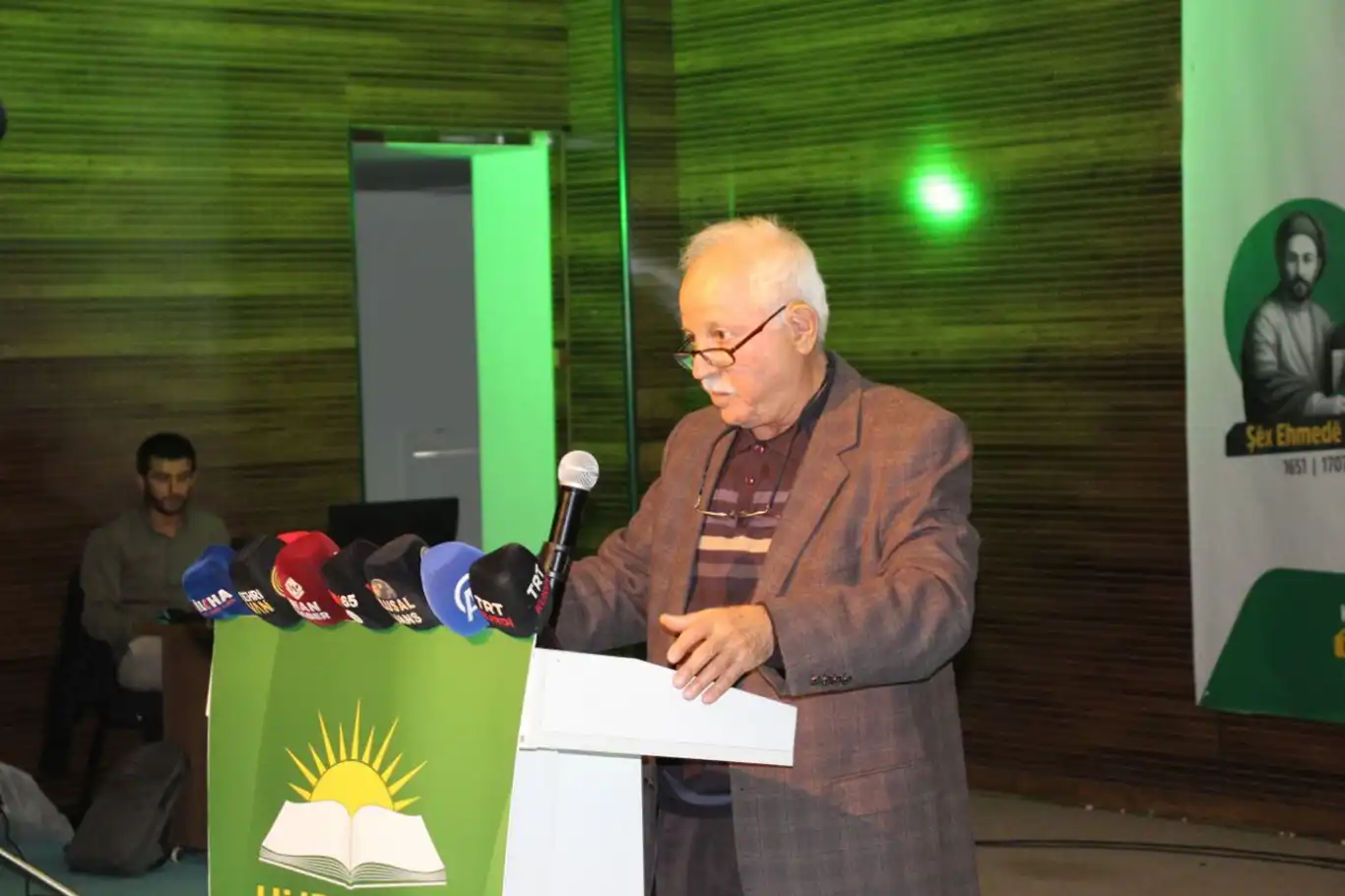 Yazar İbrahim Güçlü: Kürt Meselesi PKK ile değil Kürt halkıyla çözülmeli Yazar İbrahim Güçlü: Kürt Meselesi PKK ile değil Kürt halkıyla çözülmeli
