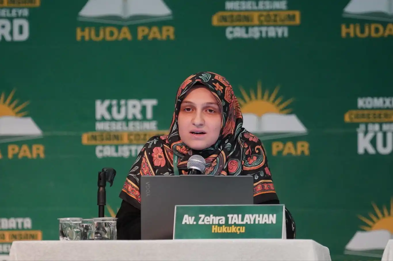 Av. Talayhan: Bir ülkedeki birden fazla resmi dil, eşitsizliği en aza indirger Av. Talayhan: Bir ülkedeki birden fazla resmi dil, eşitsizliği en aza indirger