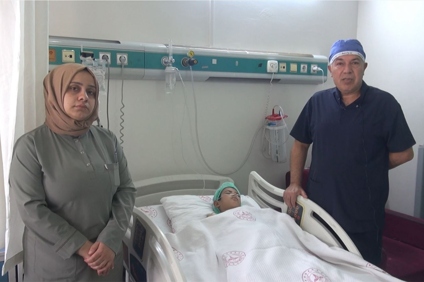 Akciğer kisti patlayan 7 yaşındaki çocuk Şanlıurfa’da hayata tutundu Akciğer kisti patlayan 7 yaşındaki çocuk Şanlıurfa’da hayata tutundu