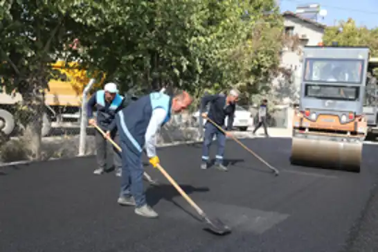 Battalgazi'de kış öncesi asfalt çalışması