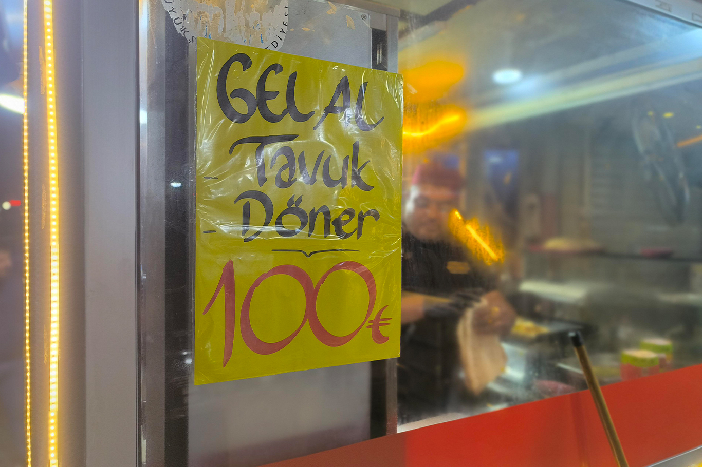 Adana’da yemek saati değişti: Gece yemek kültürü hızla yayılmakta