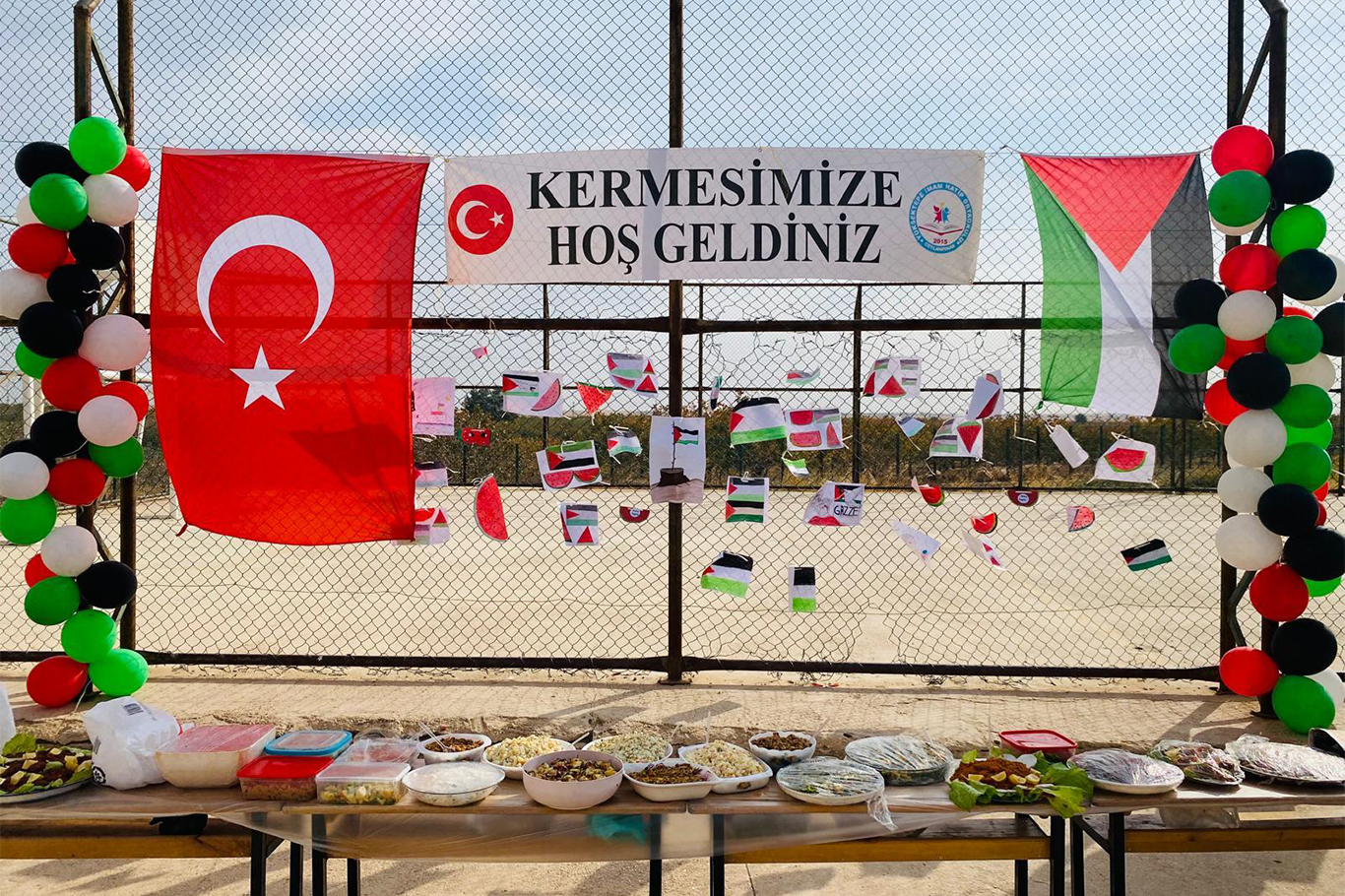 Şanlıurfa’da okullardan Gazze’ye anlamlı destek Şanlıurfa’da okullardan Gazze’ye anlamlı destek