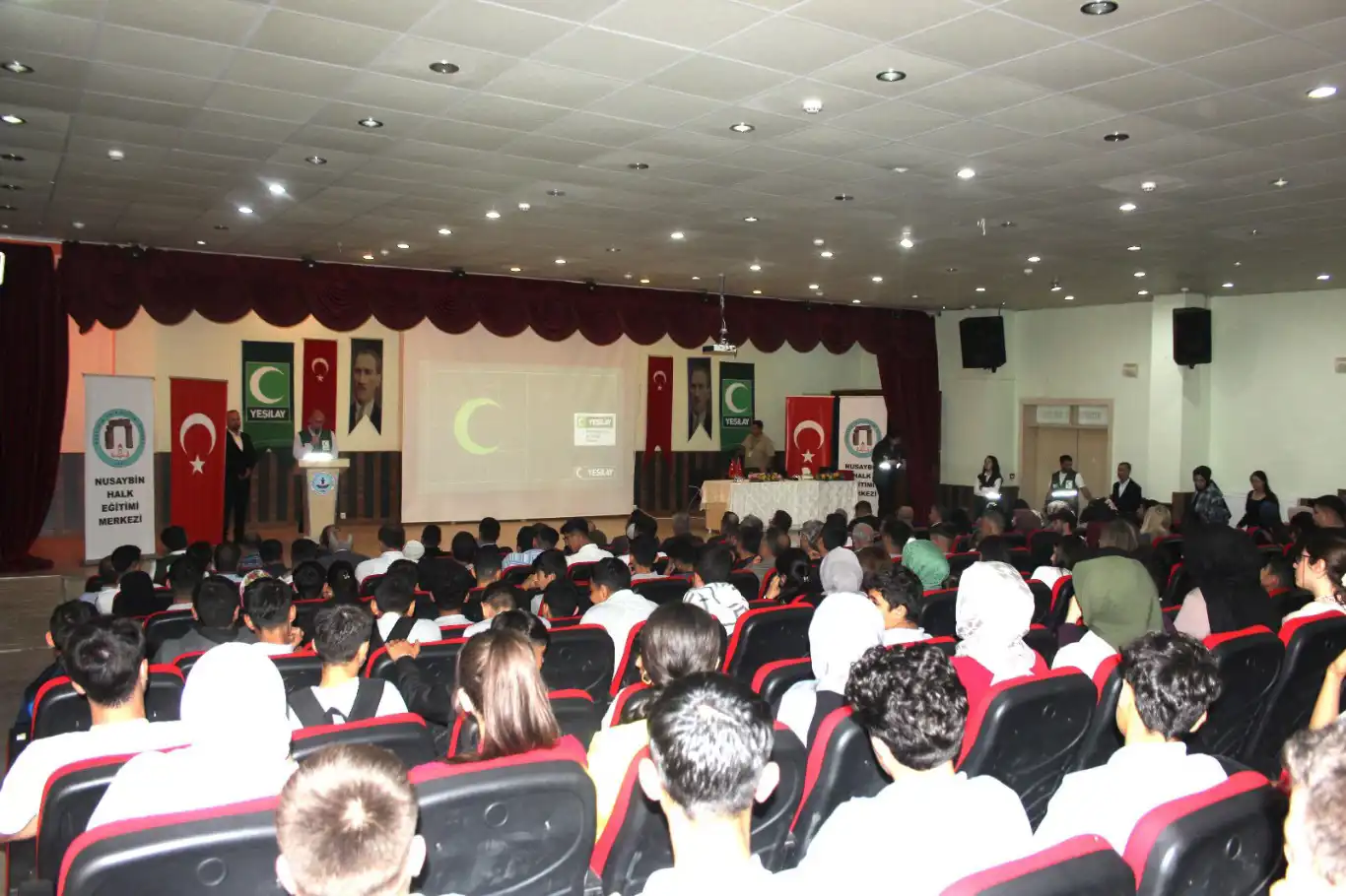 Doç. Dr. Öz: Bağımlılık, nefsani dürtülerin neticesinde hasıl olan bir idrake tabi olmaktır