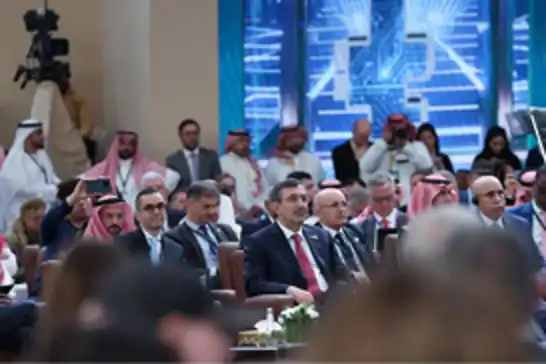 نائب الرئيس التركي يلماز من الرياض: نواصل كوننا مركزًا موثوقًا للإنتاج واللوجستيات