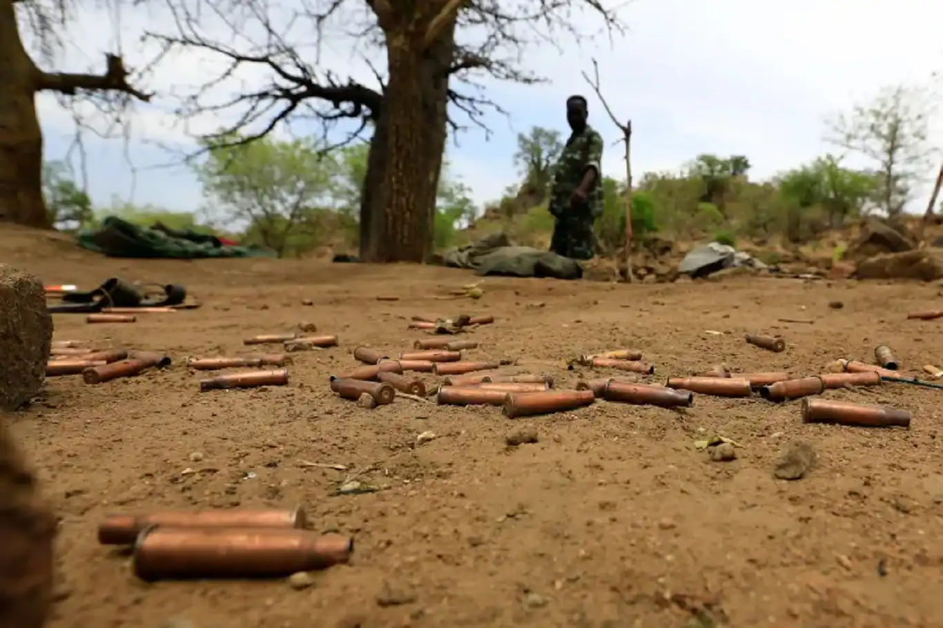 الصليب الأحمر يعلن مقتل 5 من متطوعيه في كردفان بالسودان الصليب الأحمر يعلن مقتل 5 من متطوعيه في كردفان بالسودان