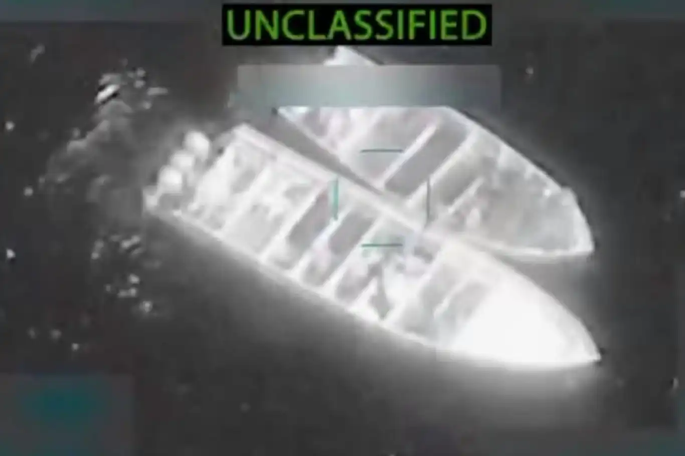 ABD ordusu, uyuşturucu kaçakçılığı yaptığı iddia edilen 4 tekneyi vurdu: 14 ölü ABD ordusu, uyuşturucu kaçakçılığı yaptığı iddia edilen 4 tekneyi vurdu: 14 ölü