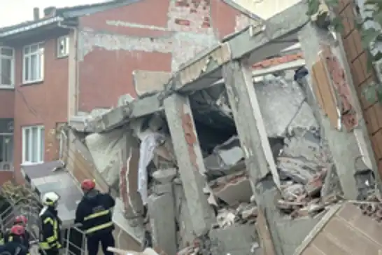 Kocaeli’nin Gebze ilçesinde 7 katlı bina çöktü