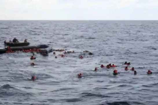 مصرع 18 شخصاً..غرق قارب مهاجرين قبالة سواحل ليبيا
