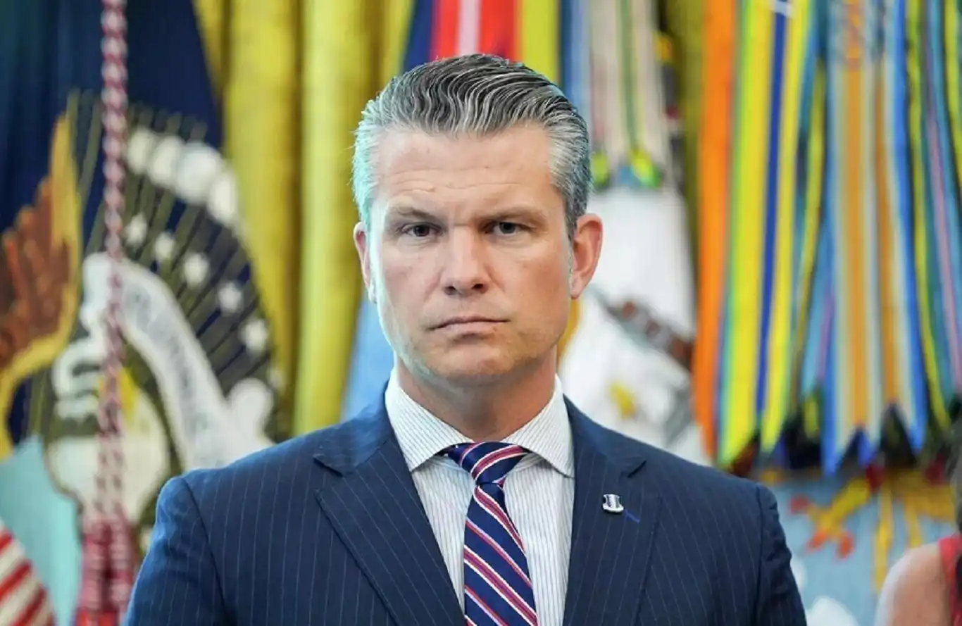 وزير الحرب الأميركي: وقعنا اتفاق إطار دفاعي مع الهند لمدة 10 سنوات وزير الحرب الأميركي: وقعنا اتفاق إطار دفاعي مع الهند لمدة 10 سنوات