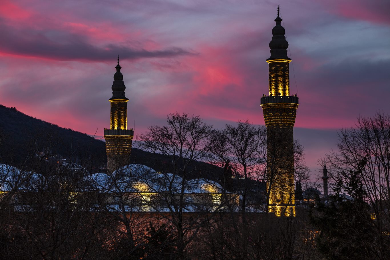 Bursa’da sabah namazı saatlerine kış düzenlemesi Bursa’da sabah namazı saatlerine kış düzenlemesi