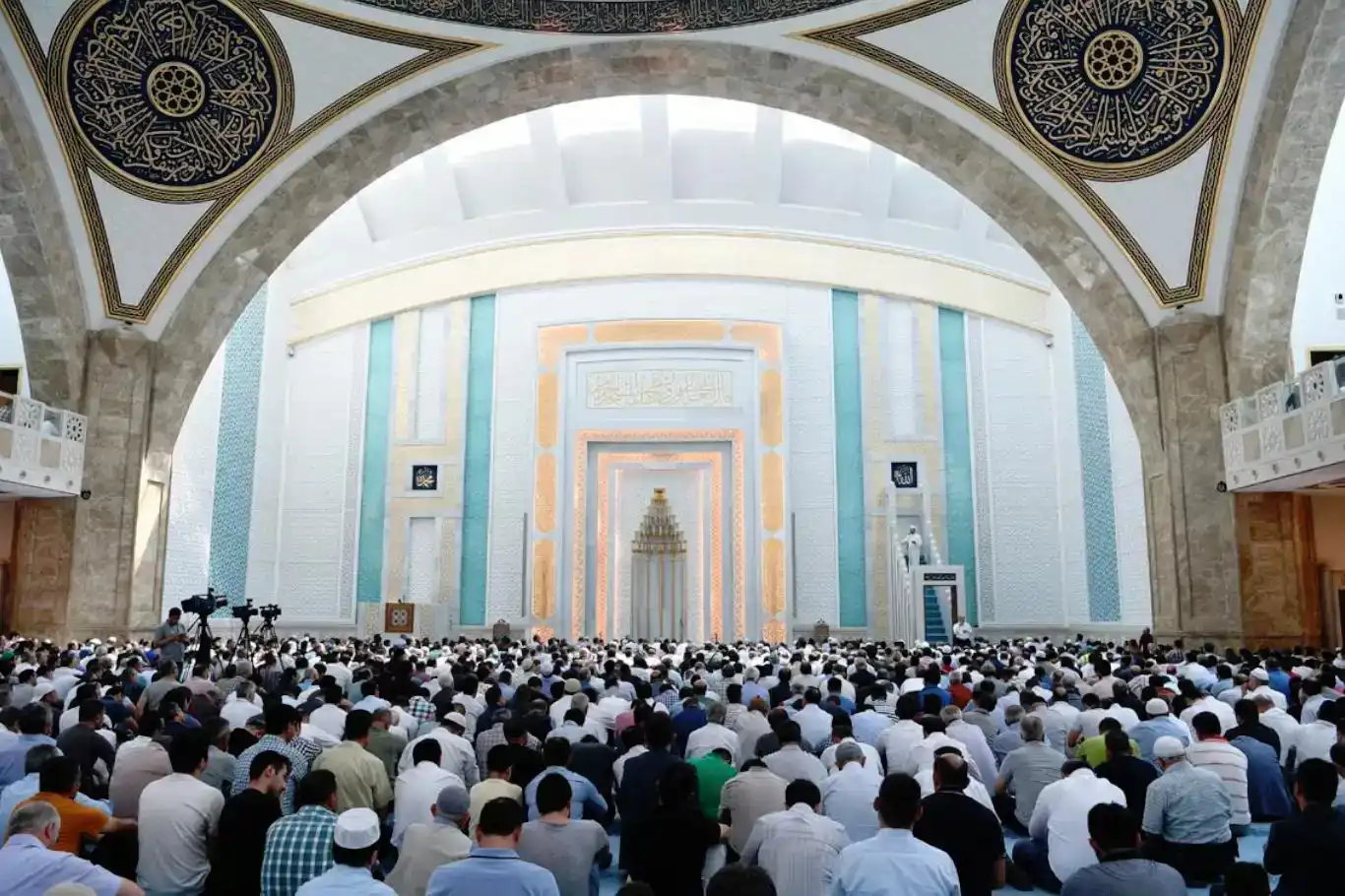 Türkiye’s Friday Sermon highlights compassion and love as the source of family peace Türkiye’s Friday Sermon highlights compassion and love as the source of family peace