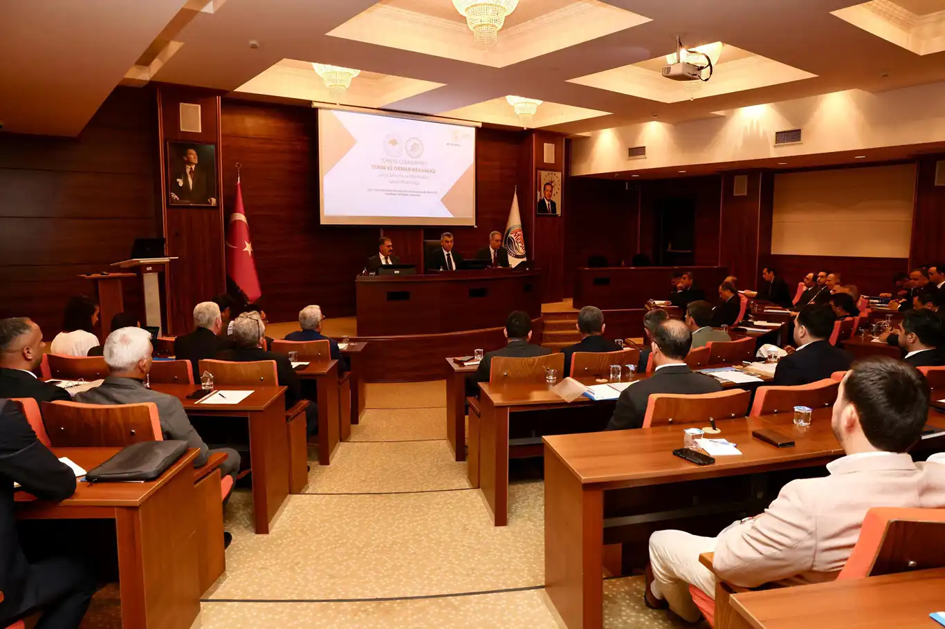 Mersin’de İl Hayvanları Koruma Kurulu toplantısı yapıldı Mersin’de İl Hayvanları Koruma Kurulu toplantısı yapıldı