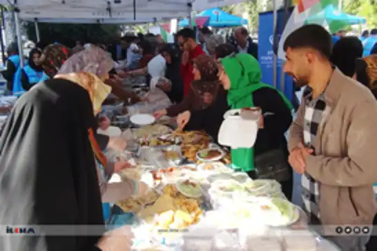 رئاسة الشؤون الدينية التركية تنظم سوقاً خيرياً في ولاية باتمان  من أجل غزة