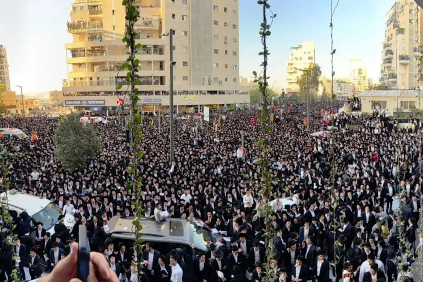 Hundreds of thousands of ultra-Orthodox Jews protest against conscription Hundreds of thousands of ultra-Orthodox Jews protest against conscription
