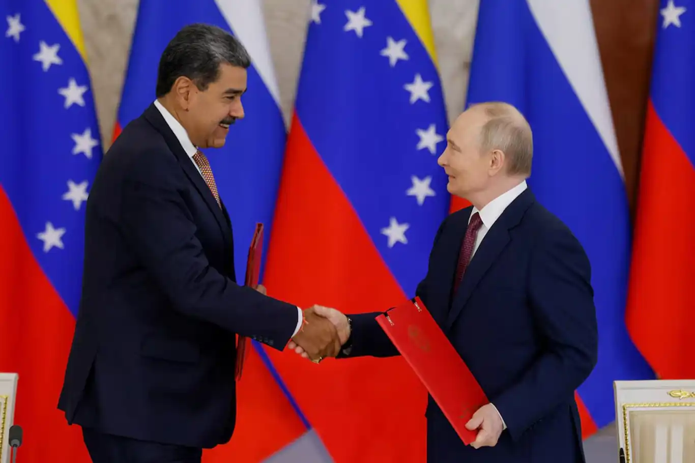 Maduro requests military aid from Russia amid rising tensions with U.S. Maduro requests military aid from Russia amid rising tensions with U.S.