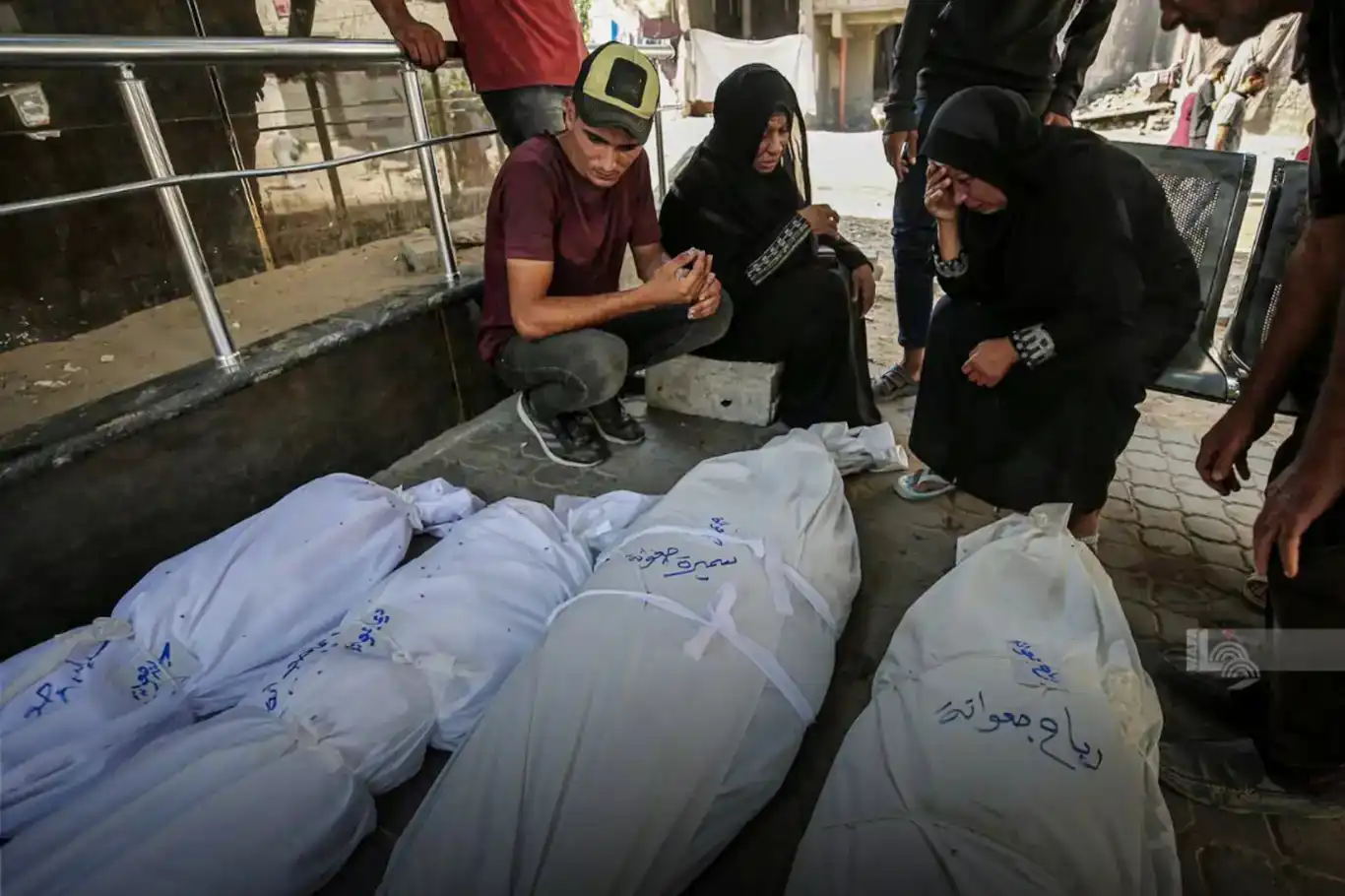 HAMAS: İşgal rejiminin saldırıları azalmadı: Çocukların da olduğu 70 kişi şehit oldu HAMAS: İşgal rejiminin saldırıları azalmadı: Çocukların da olduğu 70 kişi şehit oldu