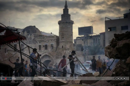 أبطال المقاومة الصامتون في غزة: معركة الإنسان في وجه الإبادة من التعليم إلى الصحة والعبادة والإعلام