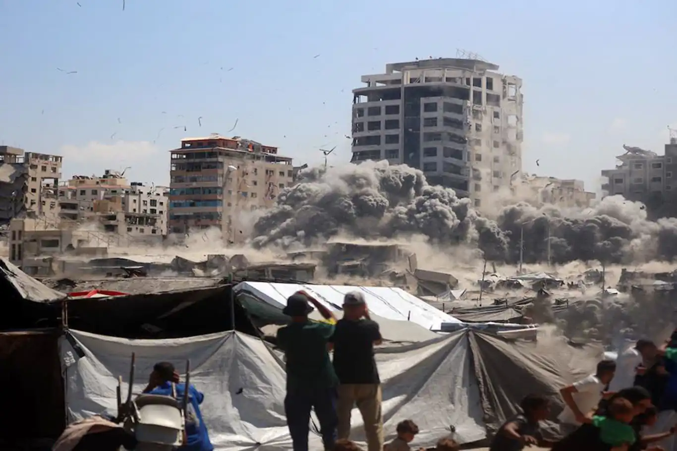 Gazze'de soykırımın 734'üncü günü: Ateşkese rağmen saldırılar sürüyor