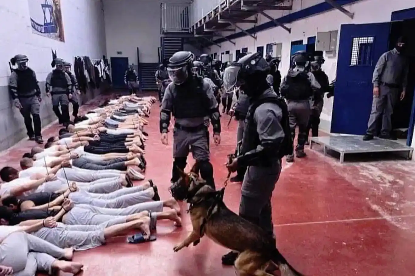 مرداوي: بن غفير وحكومته الإرهابية يشرعنون قتل الأسرى مرداوي: بن غفير وحكومته الإرهابية يشرعنون قتل الأسرى