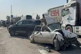 Li Hetayê qamyonet qeza kir: 6 wesayît li hev ketin, 4 kes birîndar bûn
