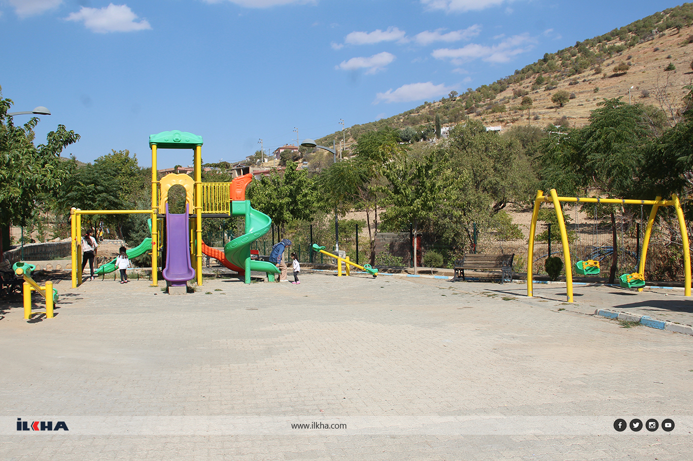 b5e3f3b0-10cb-4307-b27e-6647a940d124