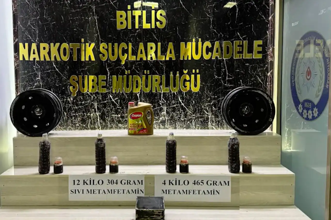 Bitlis’te araç içine zulalanmış yaklaşık 17 kilo metamfetamin ele geçirildi