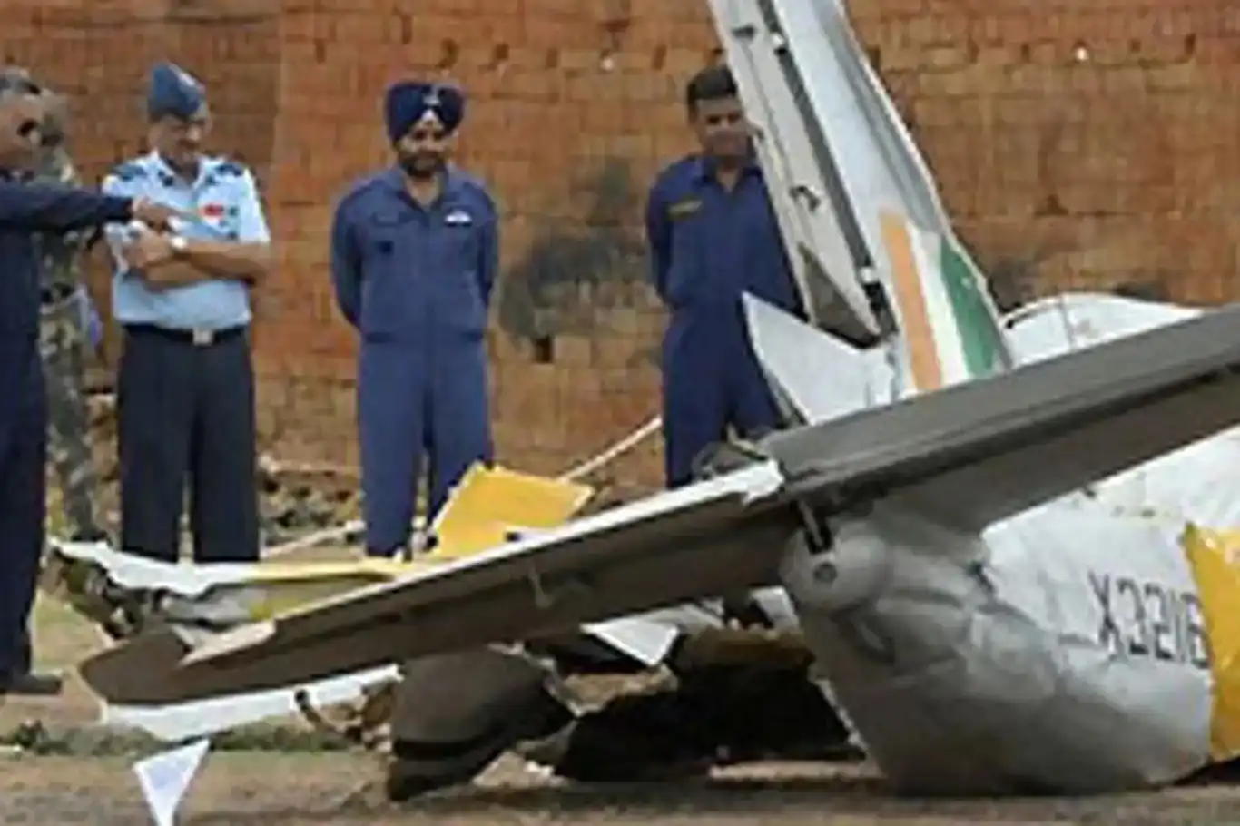 سقوط هواپیمای آموزشی در هند