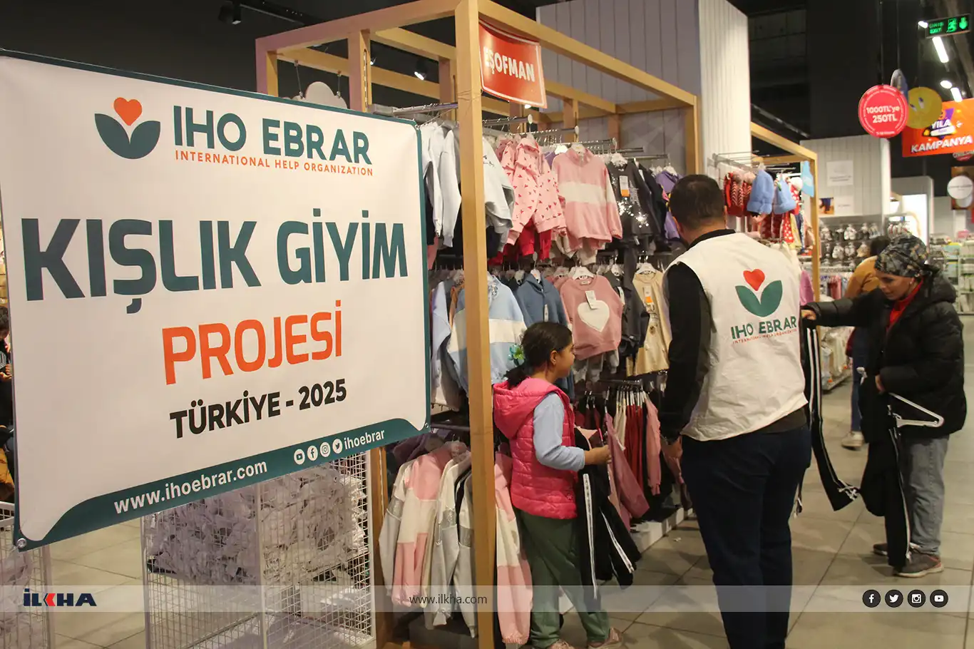 ئیهۆ ئەبرار لە دیاربەکر هاوکاری بە سەر سەدان یەتیم دابەش دەکات