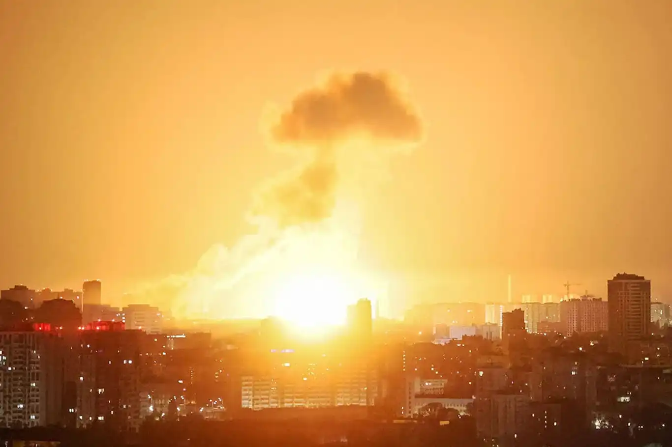 Rusya'dan Ukrayna'ya hipersonik füze saldırısı