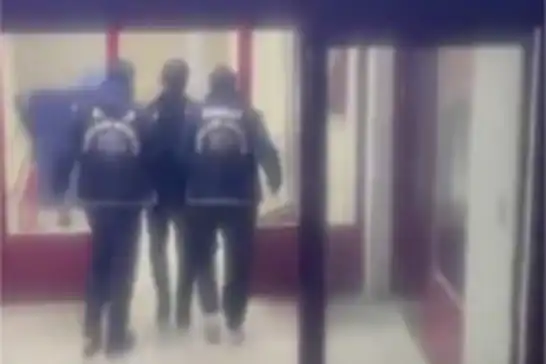 Trafik güvenliğini tehlikeye atan sürücü hakkında işlem yapıldı